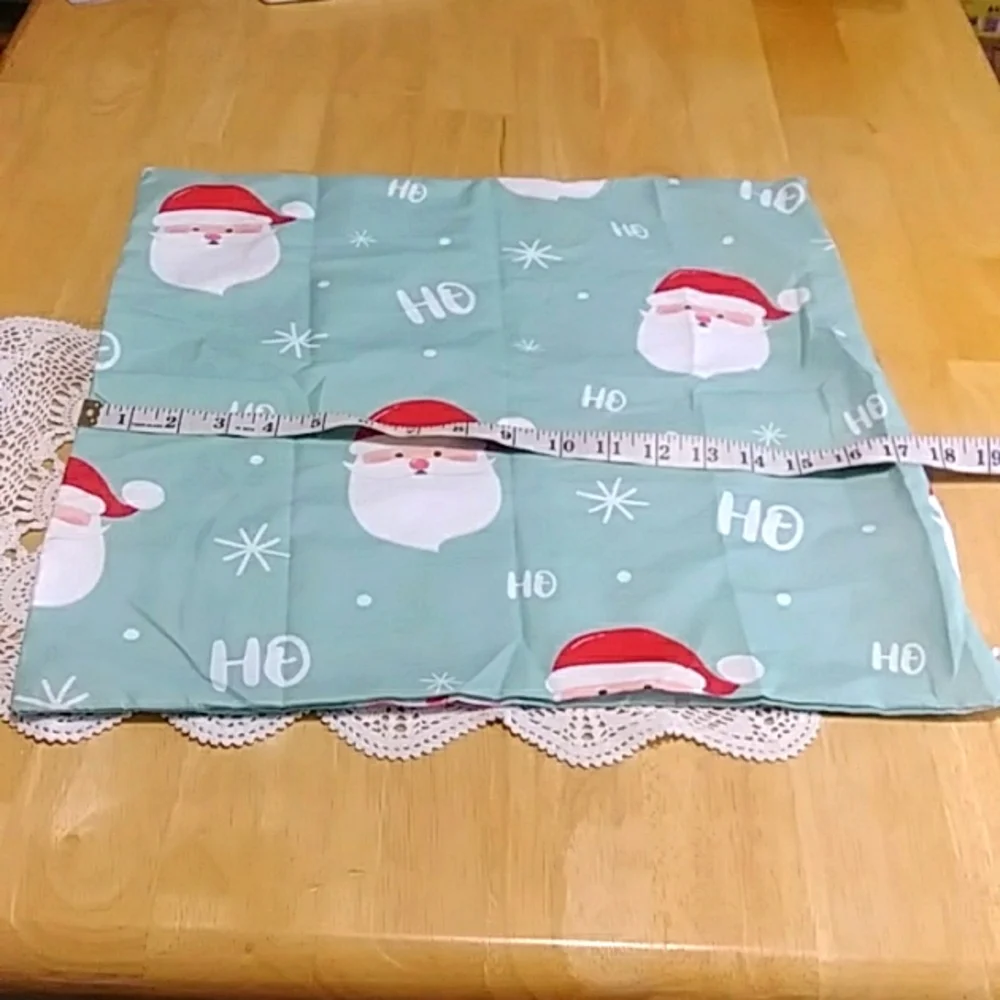 Holiday Decor, Christmas Santa 🎅 Decorative Pillow Cover